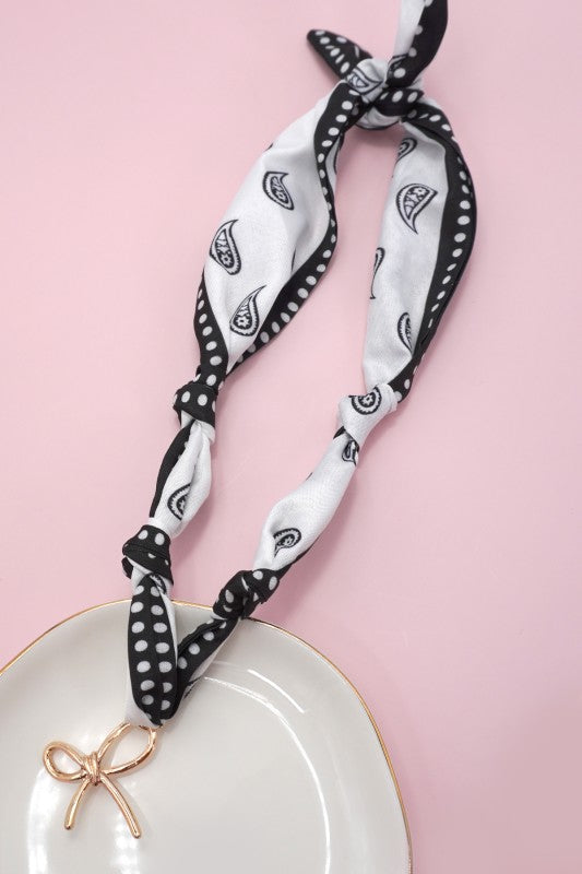 Handmade Scarf Necklace (Black and white) with bow