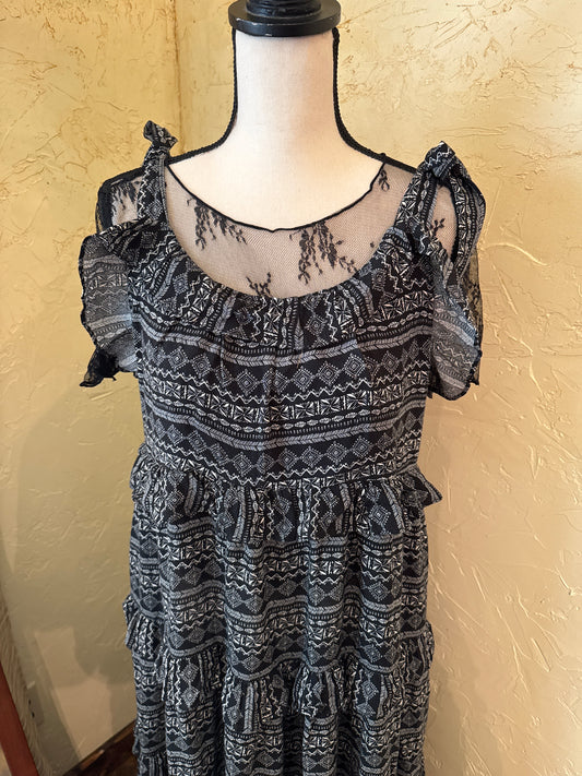 Short Sleeve Lace Top