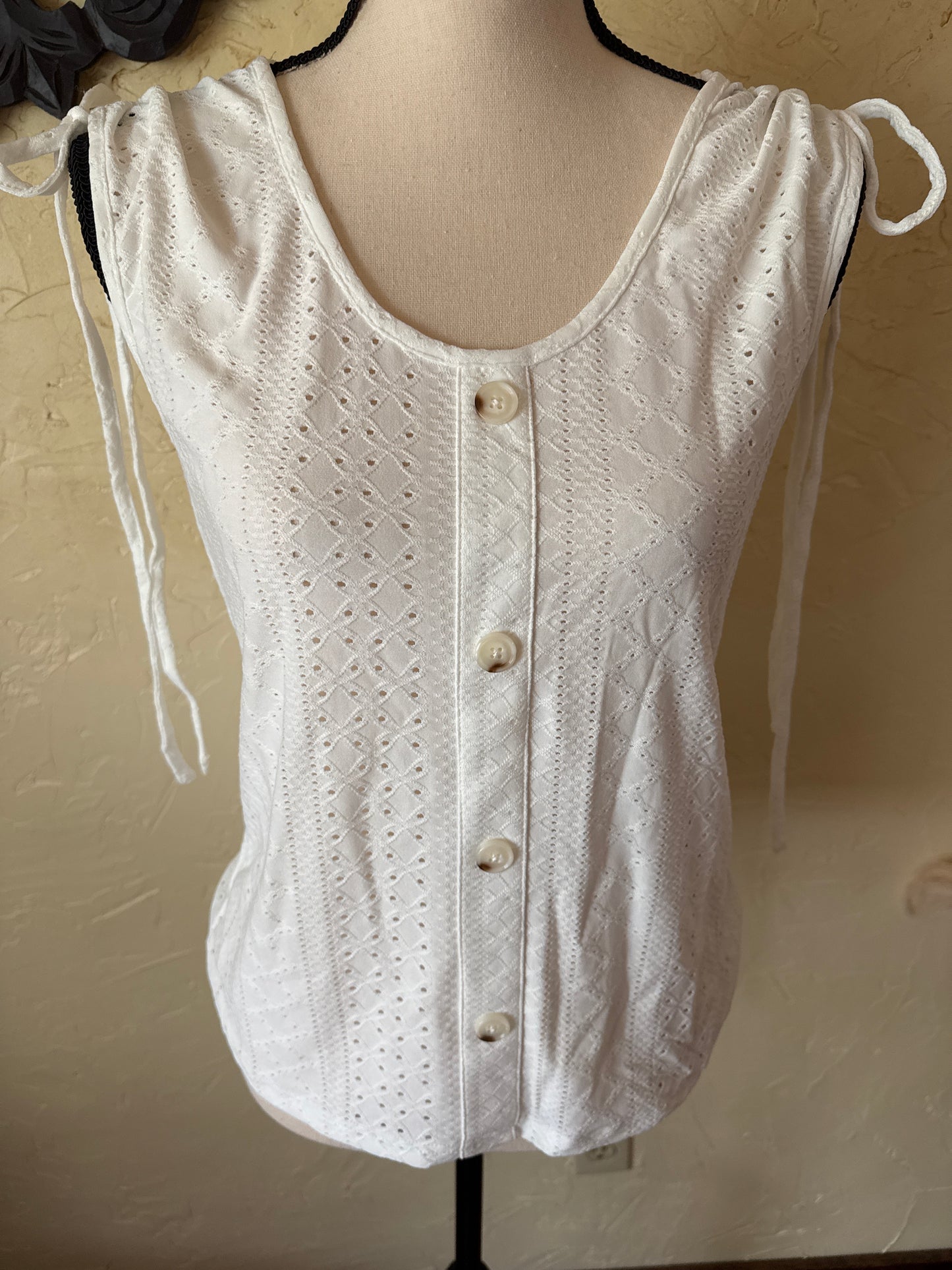 Decorative Button White Top