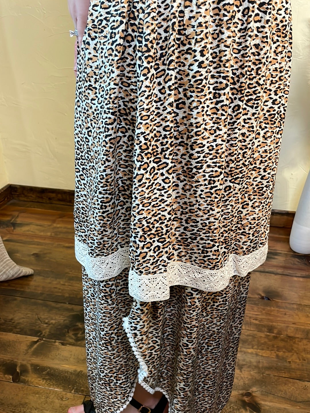 Layered 2024 leopard skirt